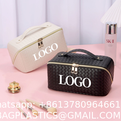 Customized New Arrival Luxury Portable Pu Large White Leather Travel Toiletry Storage Makeup Cosmetic Bags With Logo
