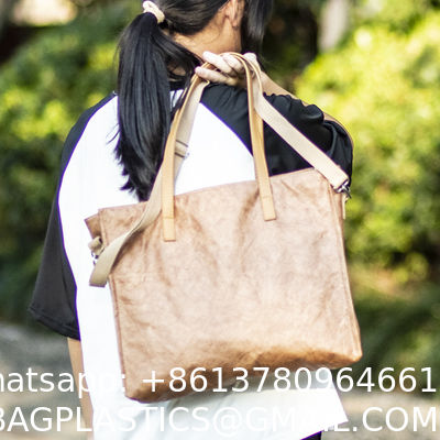 Summer Personalized Shoulder Bag Custom Logo High Quality Washable Durable Kraft Paper Tyvek Tote Handbag Reusable And Waterproof Tyvek Paper Travel Bag