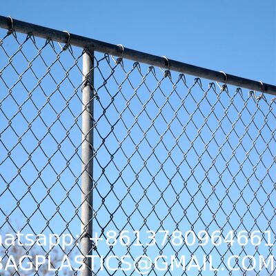 Wire 9 Gauge Green Vinyl Coated Galvanized Steel Chain Link Fence Fabric, Diamond Mesh Size 2-3/8 Inch, Galvanized Fencing Wire Roll For Garden And Animals Enclosure