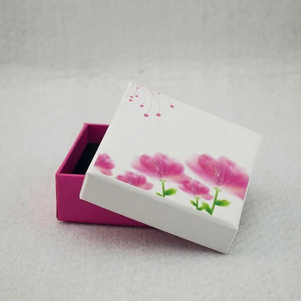 بسته بندی مواد غذایی آرایشی 100 میلی لیتری 150 میلی لیتری 200 میلی لیتری 250 میلی لیتری 300 میلی لیتری شیشه کرم آرایشی پلاستیکی کهربایی پت با درب سفید مشکی 12