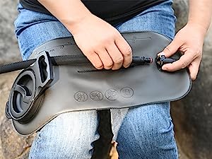 water pack for cyclist