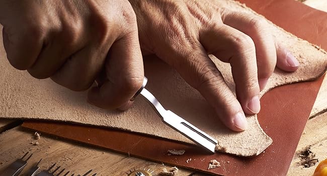 مجموعه هدایای لوکس شرکتی اقلام تبلیغاتی لوکس دفترچه یادداشت چتر فلاسک خلاء بلندگو مجموعه هدیه دفترچه یادداشت چتر فلاسک خلاء خودکار فلش مموری USB ماوس دفترچه یادداشت جا کارت ویزیت نشانک 2