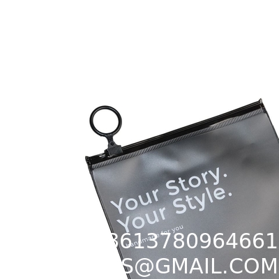 Customized Brand Logo Fashion Mobile Phone Case For IPhone Mobile Phone Charging Line PVC Plastic Packaging